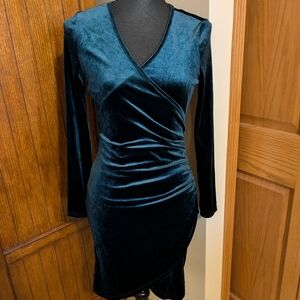 JECEIKA Green Velvet Dress, Sz S, NWOT!!!